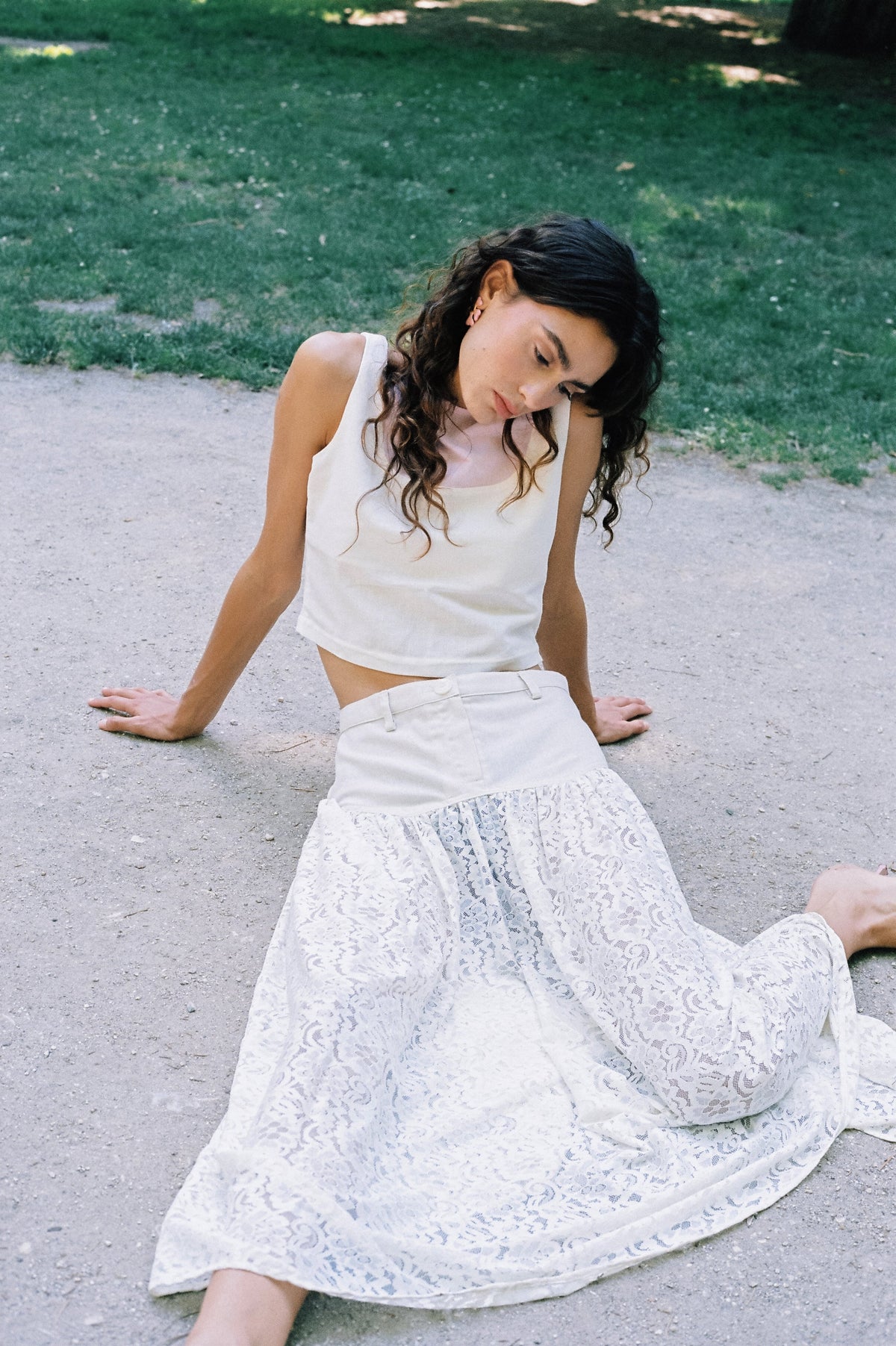 SAND  LACE  SKIRT