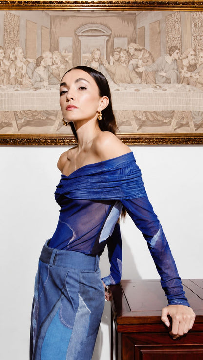 Diving Off Shoulder Top