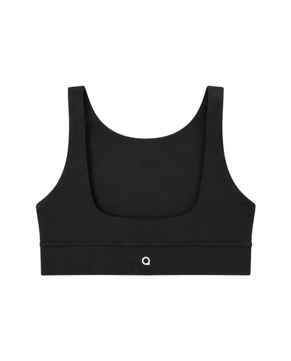 Black Long Top - fondo blanco