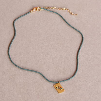 COLLAR  PETAL LUCK