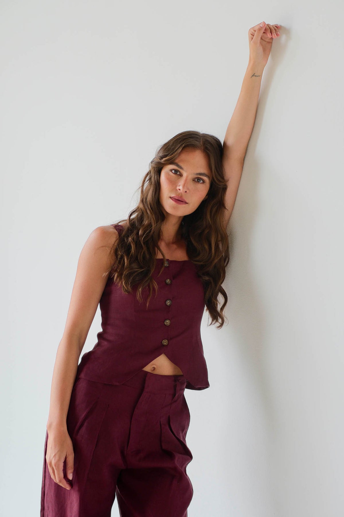 Vino Lino Vest