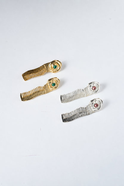 Snail Comb Stud